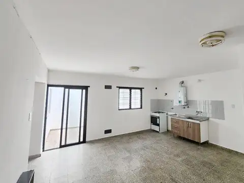 San Lorenzo 3665 , Piso 0