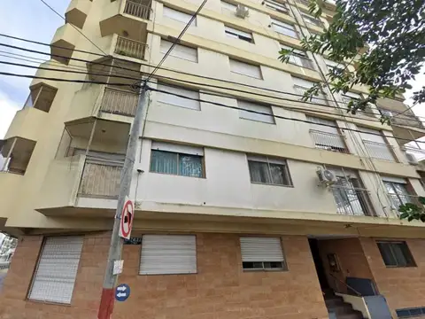 Depto 3 ambientes en torre a metros de la estación Lanús