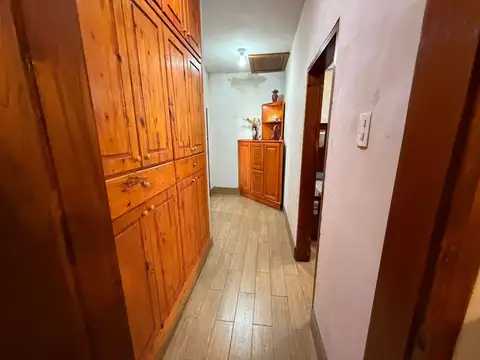 SE VENDE CASA EN NICANOR  E. MOLINAS