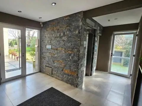 Coronel De Marina Leandro Rosales 300, Piso 2