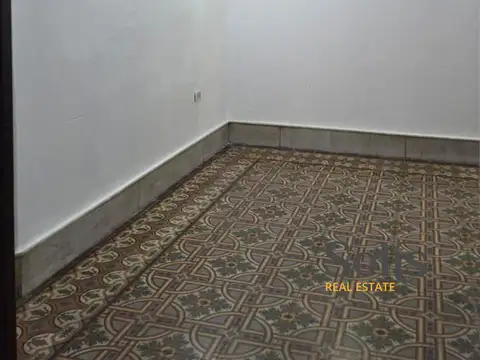 Depto Tipo Casa en Alquiler de 8 ambientes