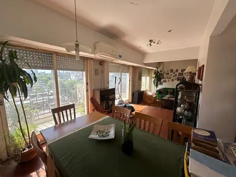 Thames 1290 , Piso 8