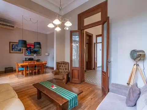 Depto Tipo Casa 5 ambientes con 2 baños