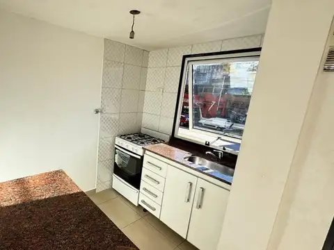 Departamento en Alquiler con 1 cocheras