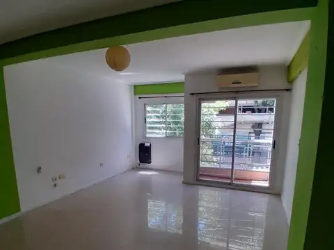 DEPARTAMENTO MONOAMBIENTE AL FRENTE CON BALCON