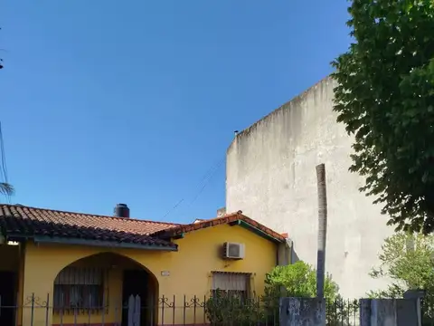 25 de Mayo 100