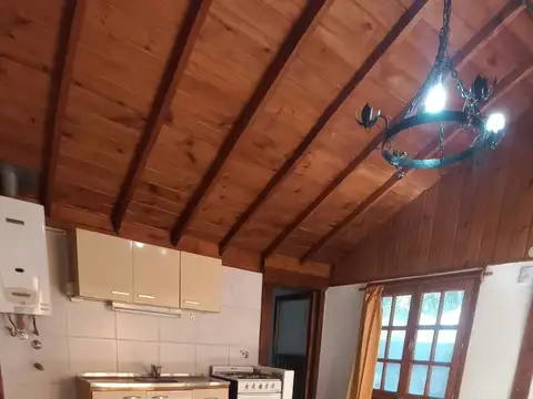 Casa 2 ambientes con 1 baño