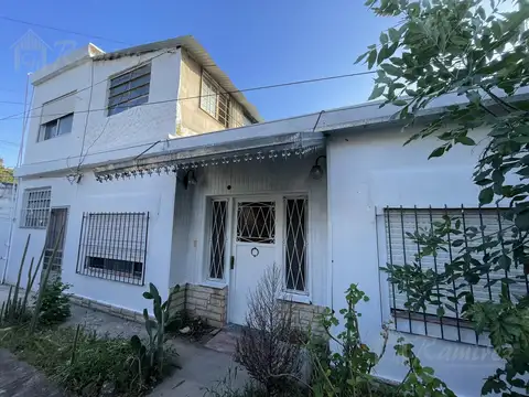 Casa 5 Ambientes En Venta, Oportunidad! - Ituzaingo Norte