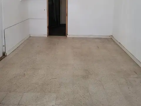 Hipólito Yrigoyen 900