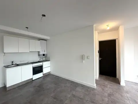Departamento en Alquiler en Abasto, $ 490.000