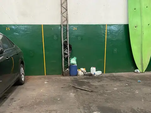 COCHERA  PARA MOTO  CON PORTON AUTOMATIZADO   FCO RAFFO 2936 SAENZ PEÑA