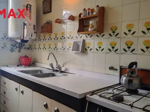 Avenida Arquitecto Jorge Bunge 700