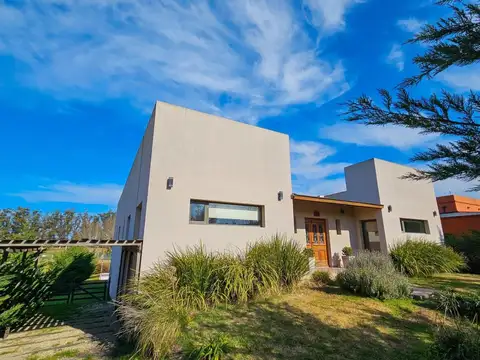 CASA 5 AMB CON PISCINA EN BARRANCAS DE SAN BENITO