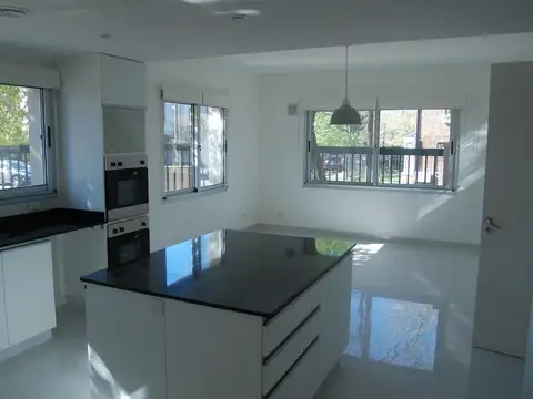 Casa en Alquiler al Norte