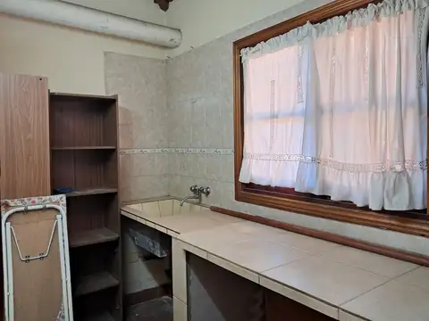 Casa en Venta en Los Robles del Monarca, USD 270.000
