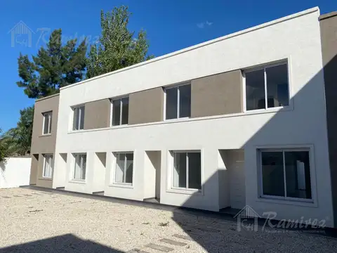 Departamento Duplex 3 Amb. En Venta - Ituzaingó *VENDIDO*