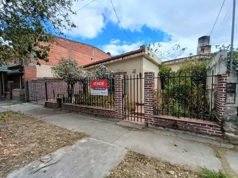 CASA EN VENTA BARRIO SANTA LUCIA