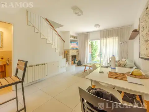 camaaño al 300 Barrio Palmas del Sol