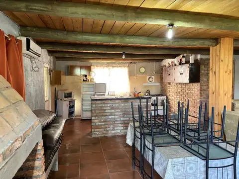 Casa en Alquiler con 1 cochera
