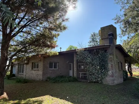 Casa en Venta con 1 cochera