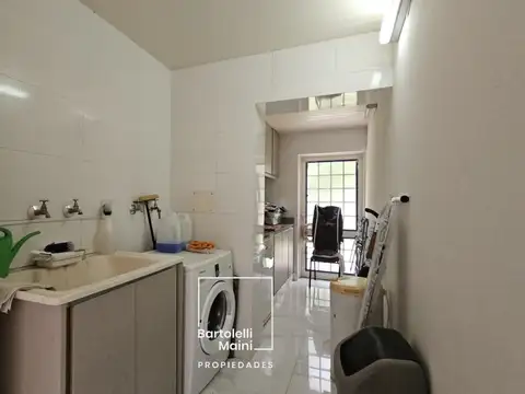 VENTA | CASA 4 DORMITORIOS | FISHERTON