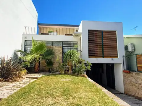 Casa en Venta en Villa Sarmiento, Partido de Morón
