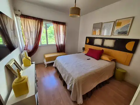 Depto Tipo Casa 3 ambientes con 2 baños