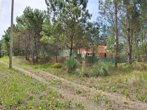 Terreno en Venta en Villarobles, USD 39.900