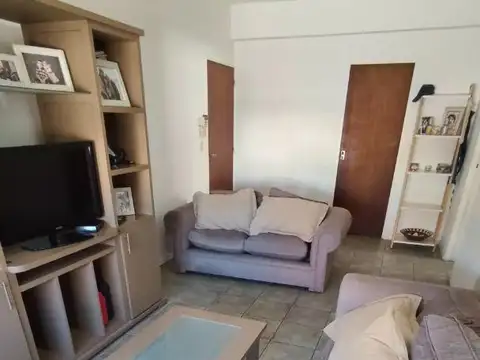 Depto Tipo Casa en Venta al Este