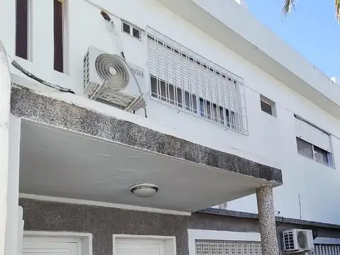 Depto Tipo Casa en Venta de 7 ambientes
