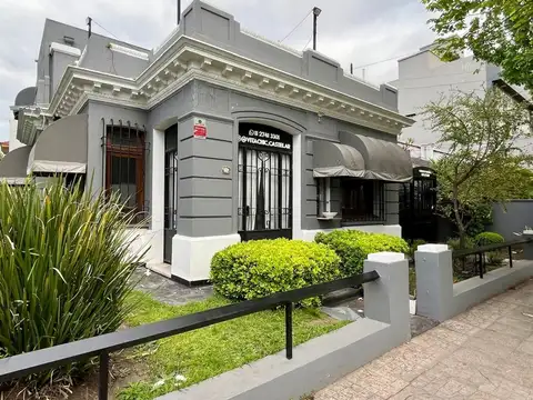 Local en esquina comercial de Castelar Norte