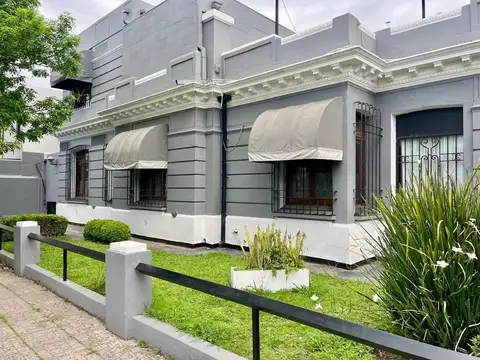 Local en Venta en Castelar Norte, USD 420.000