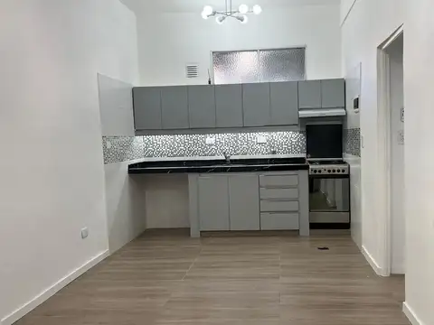 Avenida San Juan 4100, Piso PB