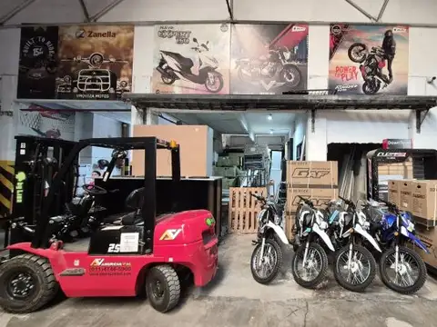 Venta Lote de Terreno doble frente . Galpón . Depósito . Comercial . Oficina . Villa Urquiza