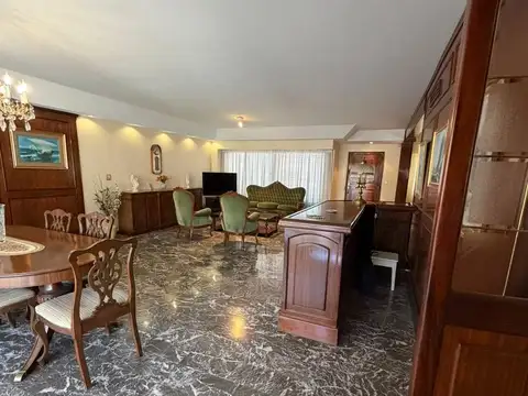 Casa en Venta en Villa Saenz Peña, USD 325.000