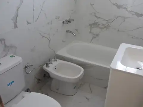 Departamento en Alquiler en Villa Bosch, $ 800.000
