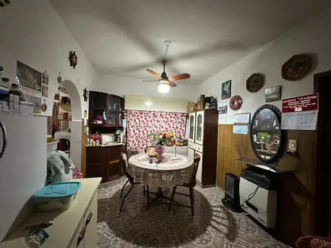 Casa en Venta con 1 cochera