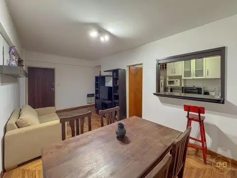 2 amb contrafrente con cochera en Recoleta