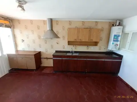 Casa 3 ambientes con 1 baño