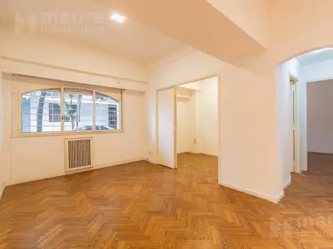 3 ambientes de un dormitorio escritorio y patio en venta en Las Cañitas