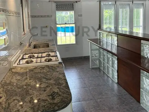 31 bis entre 470 y 473 , Piso 0