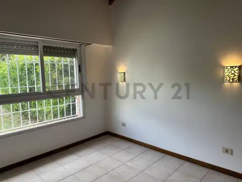 Casa en alquiler en City Bell