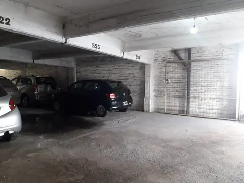 Cochera en  zona centrica de rampa 24 horas tres turnos vigilancia martin rampa