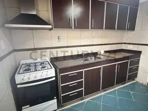 G. Grandville 2300, Piso 1
