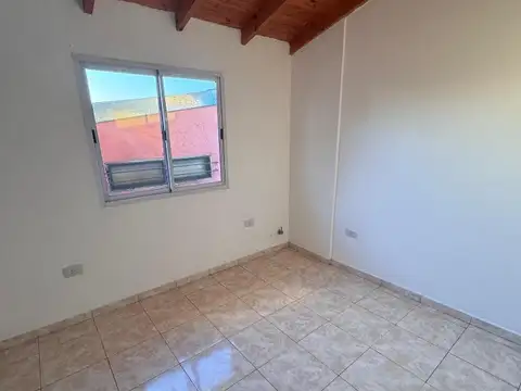 DUPLEX 3 Ambientes con Patio