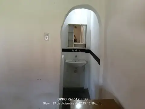 CASA MULTIFAMILIAR VENTA GLEW FONDO Y COCHERAS