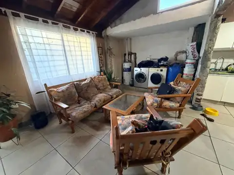 Depto Tipo Casa en Venta de 4 ambientes