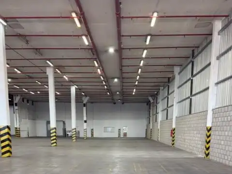 Real Oportunidad En Alquiler Parque Industrial Netwon