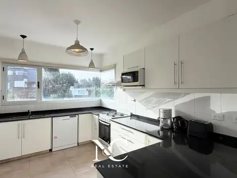 Casa en Venta en Costa Esmeralda, USD 270.000