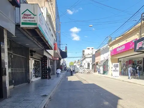 Local en Alquiler en Lujan, $ 8.000.000